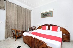 Room - HOTEL ASHISH (Baddi)