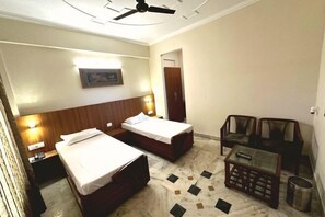 Room - HOTEL ASHISH (Baddi)