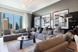 Living area - Luxury 2BR Burj Khalifa View Dubai Mall (Dubai)