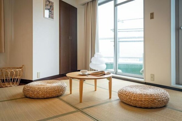 Interior - Skyview Serenity Duplex Shinjuku (Tokyo)