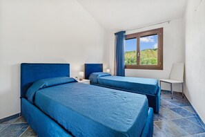 2 chambres, fer et planche Ă repasser, Wi-Fi, literie fournie