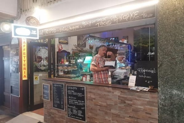 Outdoor dining - Sestri Viale Roma 15 Superior (Sestri Levante)