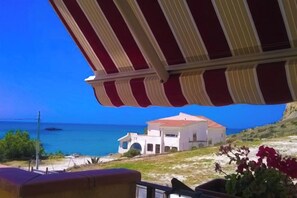 Unclassified image, 5 of 15, button - House Scala Dei Turchi (Realmonte)