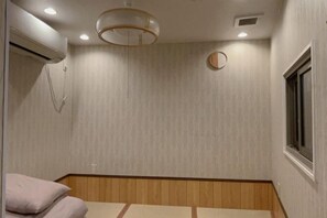 Room - Zenju B (Osaka)