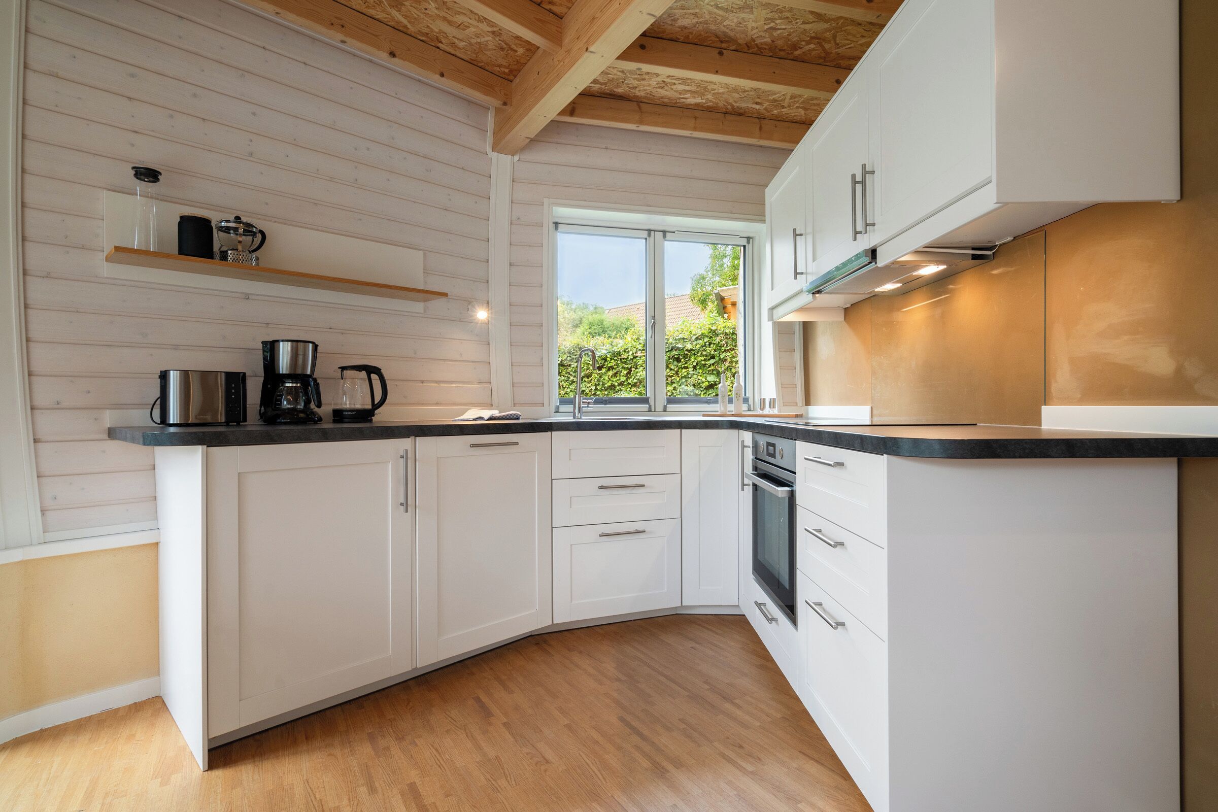 Kühlschrank, Ofen, Herdplatte, Geschirrspüler