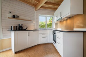 Geladeira, fogão, cooktop, lava-louças