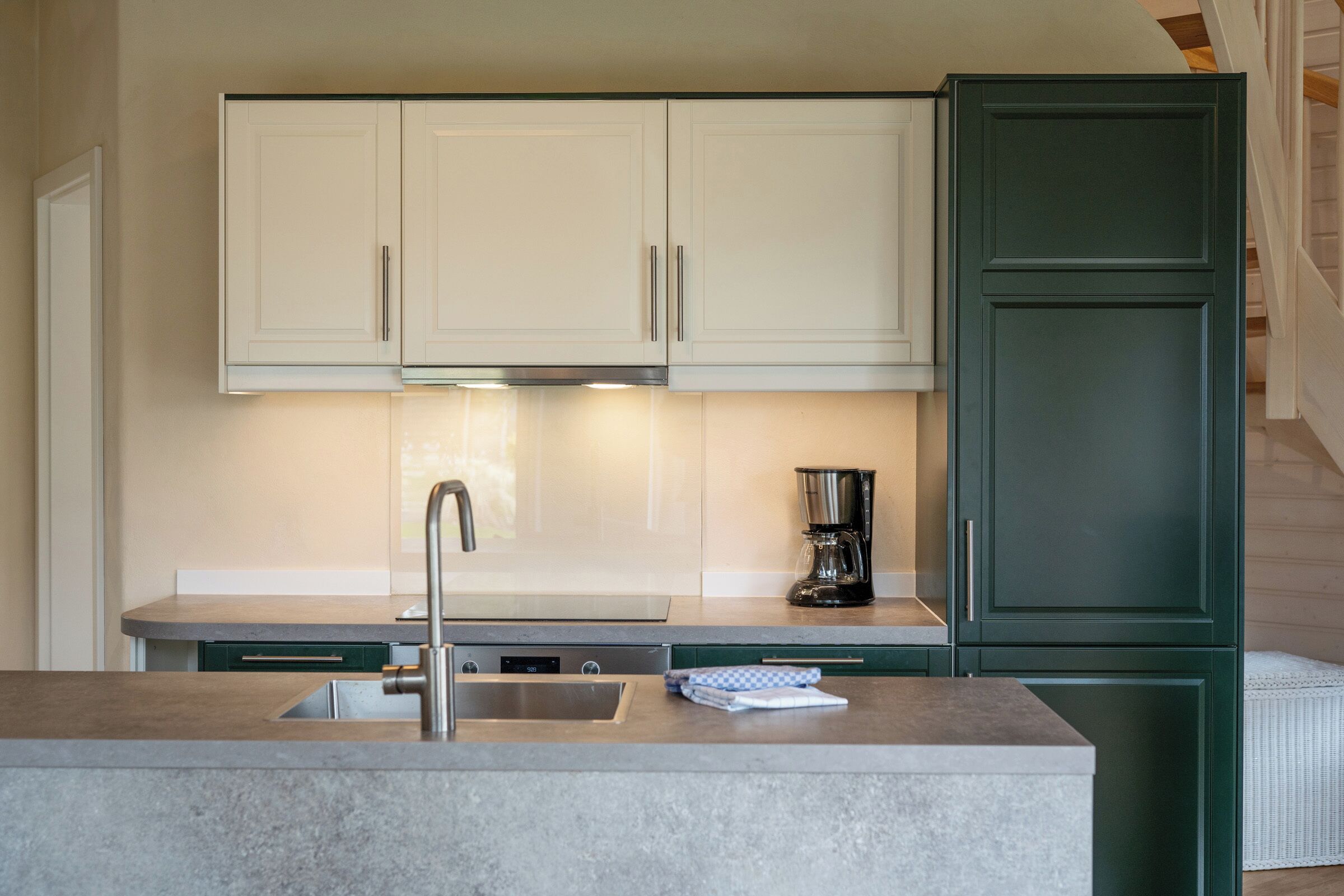 Kühlschrank, Ofen, Herdplatte, Geschirrspüler