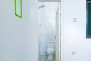 Bathroom - Vj Sweethome Syariah Near GOR Turida (Turida)