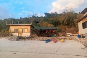 Room - Sand Island Beach and Dive Resort (Culion)