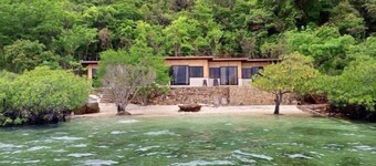 Sand Island Beach and Dive Resort