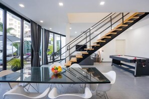 Interior - Oxygen PoolVilla Pattaya Jomtien Beach 1 km. walking street 5 km. (Pattaya)