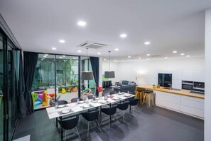 تناول الطعام