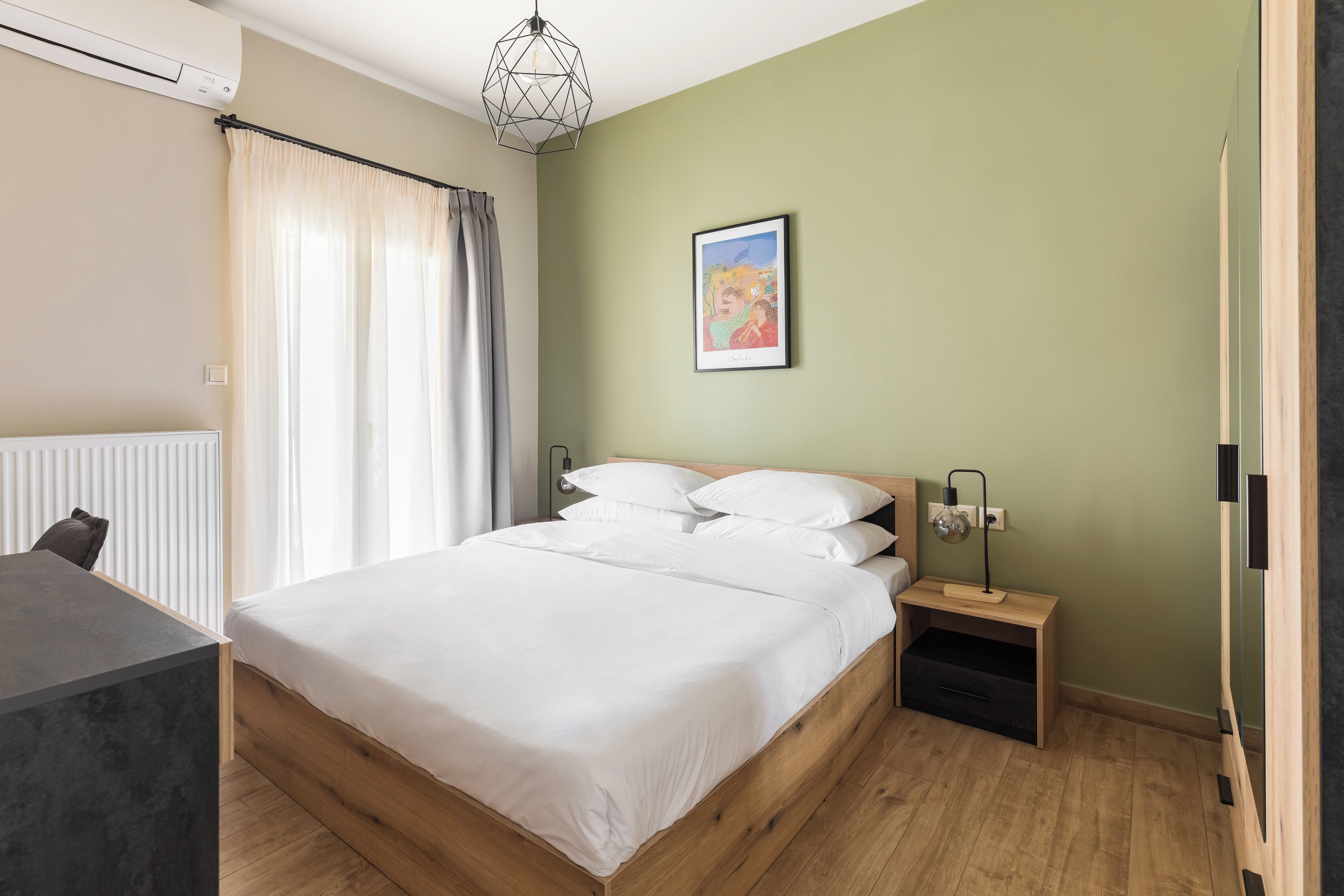 Apartament, 1 dormitori, balcó, vistes a la ciutat | Caixa forta a l'habitació i cortines opaques 