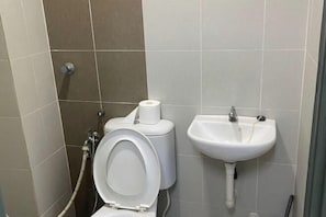 Bathroom - Homestay Klebang Ipoh Near Shopping mall, Mcd (Ipoh)