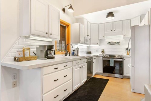 The Lookout | Beach Access | Close to Grand Haven