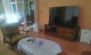 Interior - Ben's house (Chon Buri)