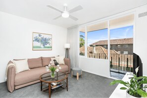 تلفزيون ذكي