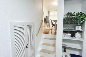 Interior - Ikebukuro No`3 (Tokyo)