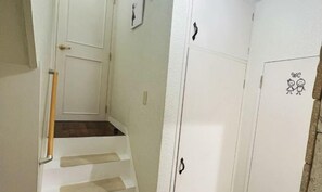 Interior - Ikebukuro No`3 (Tokyo)
