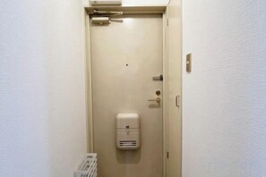 Unclassified image, 4 of 17, button - Guest House SAKURAYA (Tokyo)