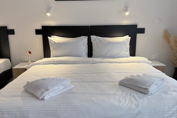 Standard Double or Twin Room | Desk, laptop workspace, free WiFi