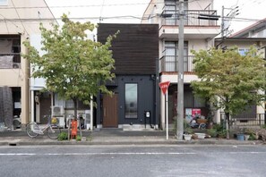 Unclassified image, 4 of 21, button - Trive Ozone (Nagoya)
