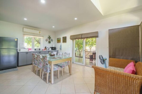 Ping pong - Kenora Khaoyai Retreat (Pak Chong)