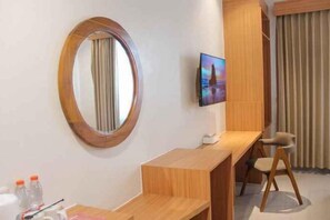 Room - Lakeside TELL Cikarang (Serang Baru)