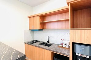 Private kitchen - Lakeside TELL Cikarang (Serang Baru)