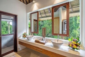 Cots/infant beds - VillaJewel Bali (Bali)