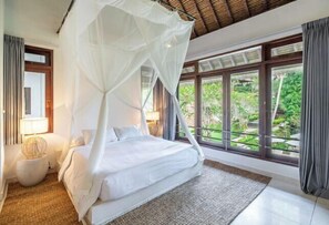 Cribs/infant beds - VillaJewel Bali (Bali)