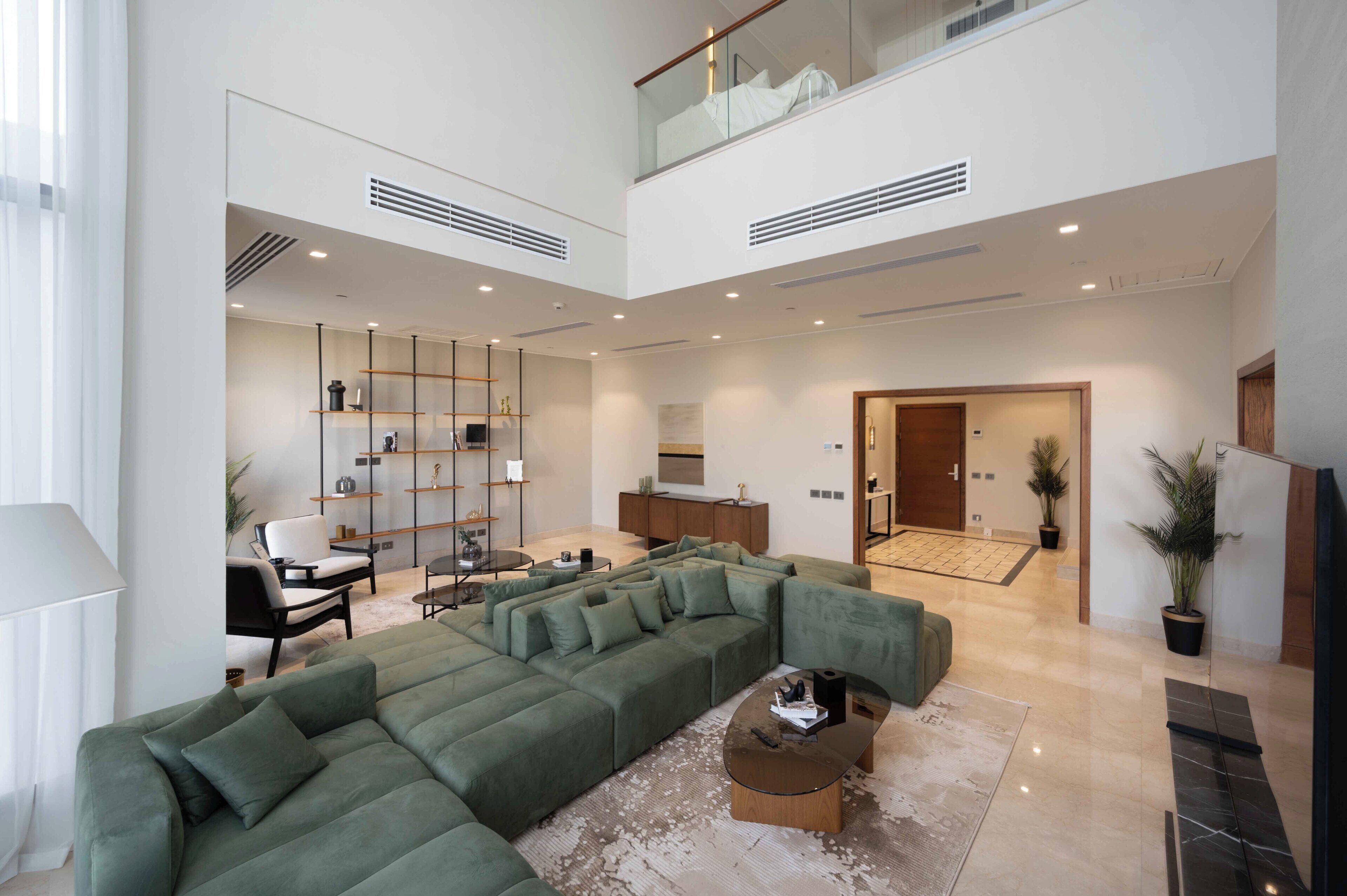 家庭單棟房屋, 城市景 | 客廳 | 64 吋智能電視連衛星電視頻道