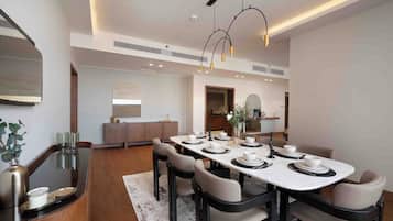 Comfort Apartment, City View | Living area