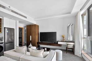 Suite Mewah | Area keluarga | Smart TV 64-inci dengan saluran TV satelit