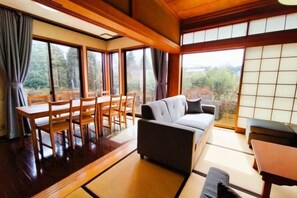 Room - Nikko Vacation House (Nikko)