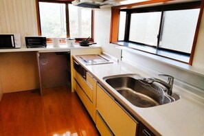 Room - Nikko Vacation House (Nikko)