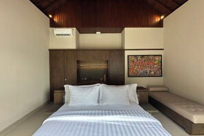 Unclassified image, 4 of 13, button - D'Padi Villa Canggu (Bali)