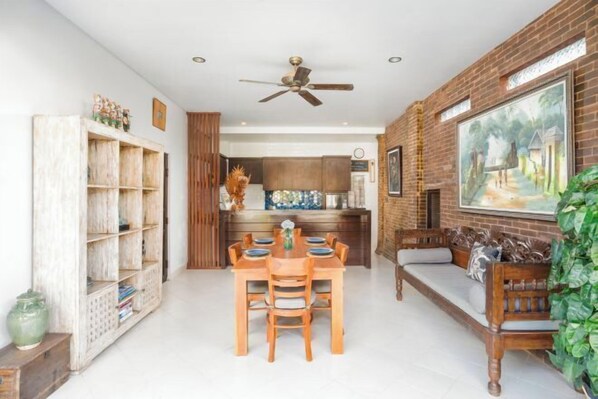 Dining - Umah Bali Villa (Bali)