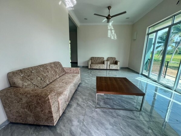 Bahagian dalam