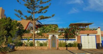 Ocean View, 5 bed Villa, Hot Tub, Sauna