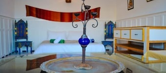 Ocean View, 5 bed Villa, Hot Tub, Sauna