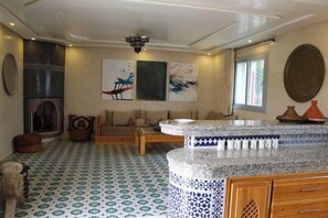 Room - Panoramic View Villa, 4 bed, Pool (Mirleft)