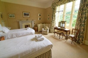 Room - Chesthill House & Estate, Glenlyon (Aberfeldy)