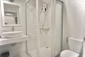 Bathroom - Khaoyai Valley 9 (Pak Chong)