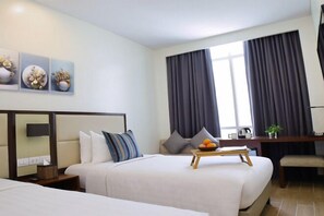 Cribs/infant beds - MCollection - Private Rooms in Historic Manila Chinatown (Manila)