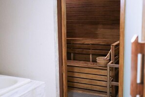 Property amenity - MCollection - Private Rooms in Historic Manila Chinatown (Manila)