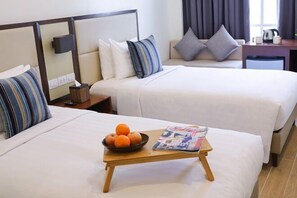 Tempat tidur bayi