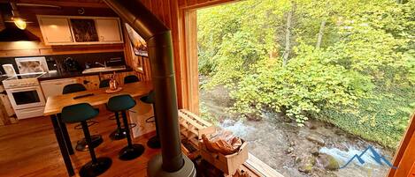 Réfrigérateur, micro-ondes, four, lave-vaisselle