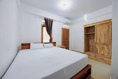 Soka Asri Guest House near Bali Zoo RedPartner