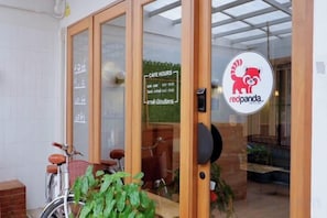 تفاصيل الفندق من الخارج